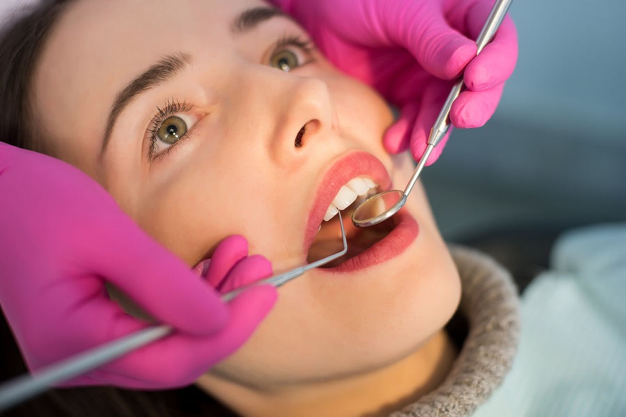 5 Signs You Need To See a Dentist after a Car Accident