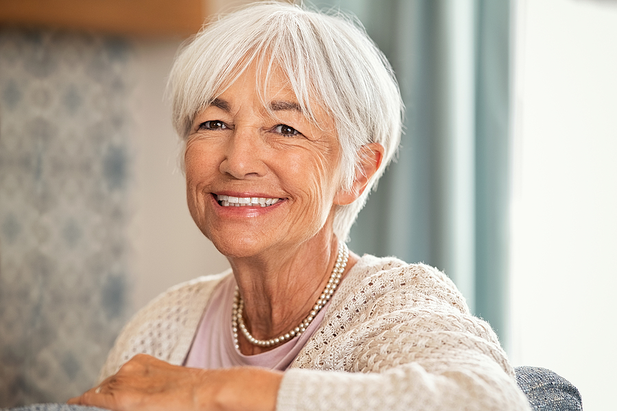 What to Expect After a Dental Implant Procedure: A Comprehensive Aftercare Guide